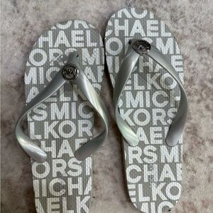 Michael kors flip flops